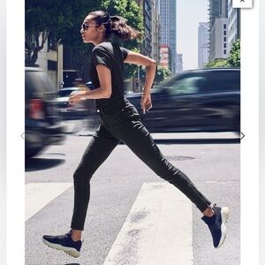 Athleta Sculptek ultra skinny jeans with leg zippers Carbon black Size 2